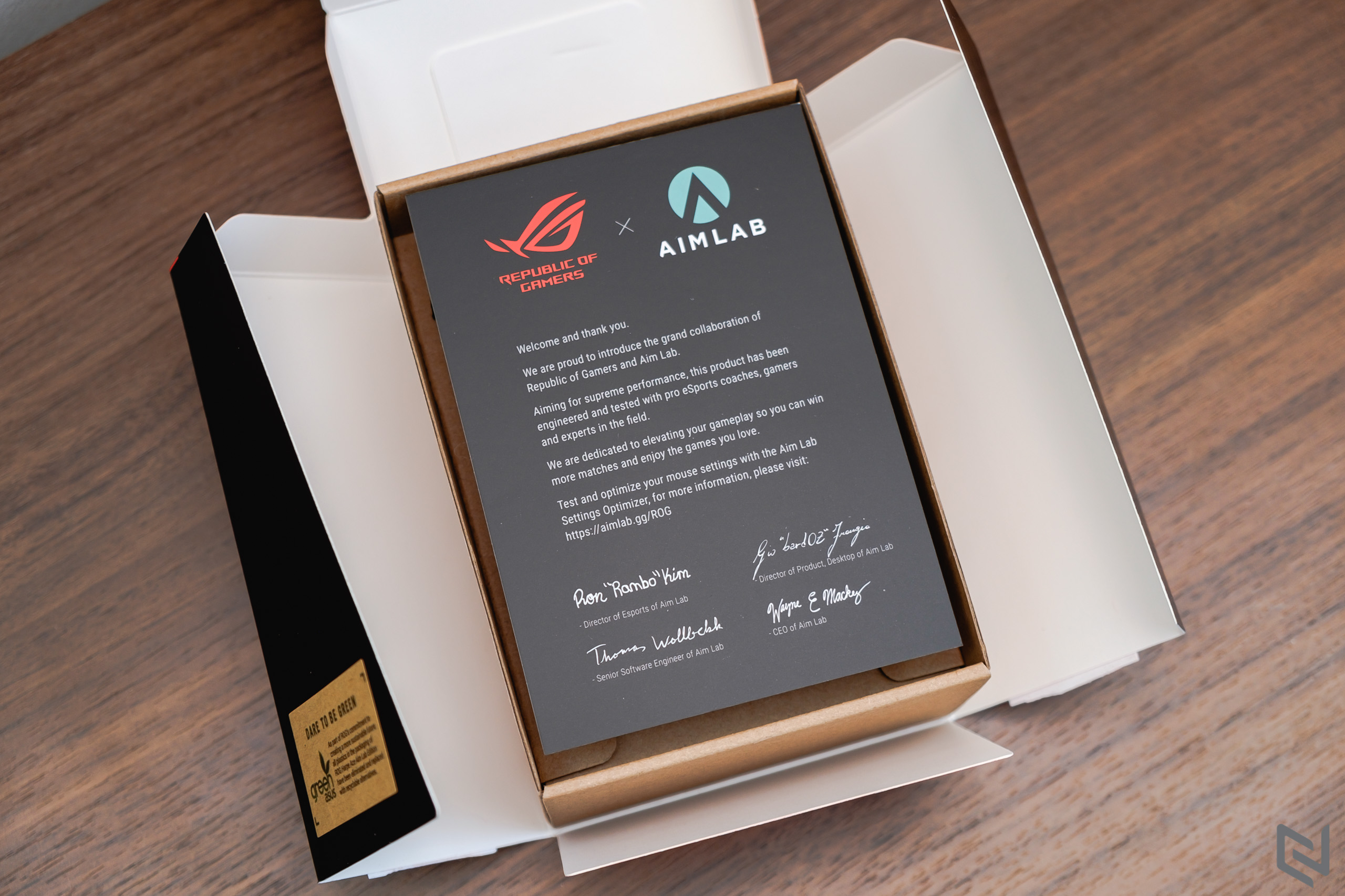 Đánh giá chuột ASUS ROG Harpe Ace phiên bản Aim Lab Edition: Trọng lượng nhẹ, cảm biến nhạy, tối ưu cho game thủ FPS